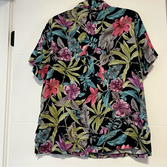 Miller’s | Vintage Hawaiian Button Up Tee - Picture 7 of 14